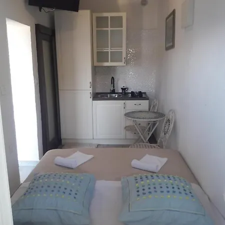 Robinson Medvidina Small Appartement *